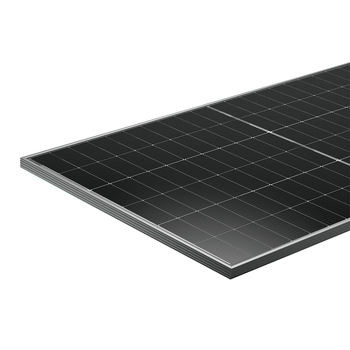 Sistema di energia solare off-grid da 20 kW con funzionamento giorno e notte per applicazioni commerciali e industriali